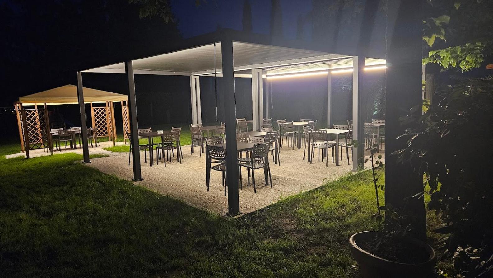 Il Canto Del Sole Monteroni dʼArbia Kültér fotó