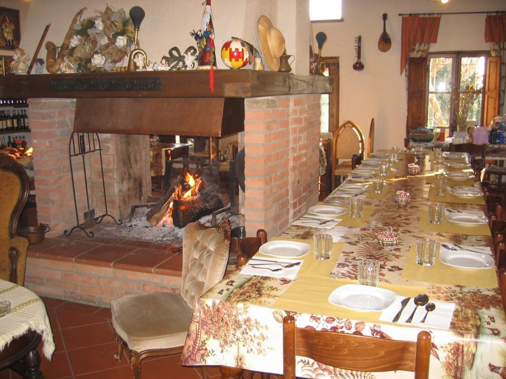 Il Canto Del Sole Monteroni dʼArbia Kültér fotó