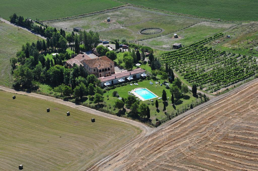 Il Canto Del Sole Monteroni dʼArbia Kültér fotó