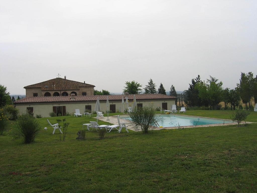 Il Canto Del Sole Monteroni dʼArbia Kültér fotó